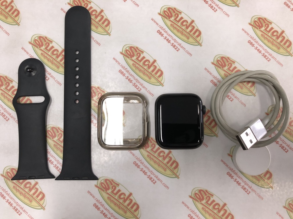 ขาย Apple Watch Series 6 (GPS) 44MM สีดำ สภาพสวย95% ศูนย์ไทย อุปกรณ์มี ตัวเรือน+สายนาฬิกา+สายชาร์จ+ซิลิโคน หมด 8 เมษายน 2566 รีเซ็ตให้แล้วครับไม่ติดiCloud