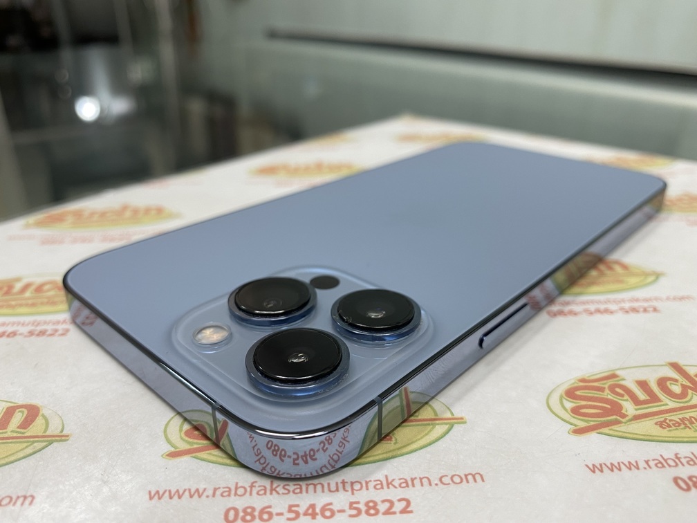 ขายถูก iPhone 13 Pro Max 256GB(ความจำเยอะ) จอใหญ่6.7นิ้ว กล้องหลัง3ตัว สุขภาพแบต100% สภาพสวย96% สีSierra Blue ศูนย์ไทย อุปกรณ์ไม่มีนะครับ 26 พฤศจิกายน 2565