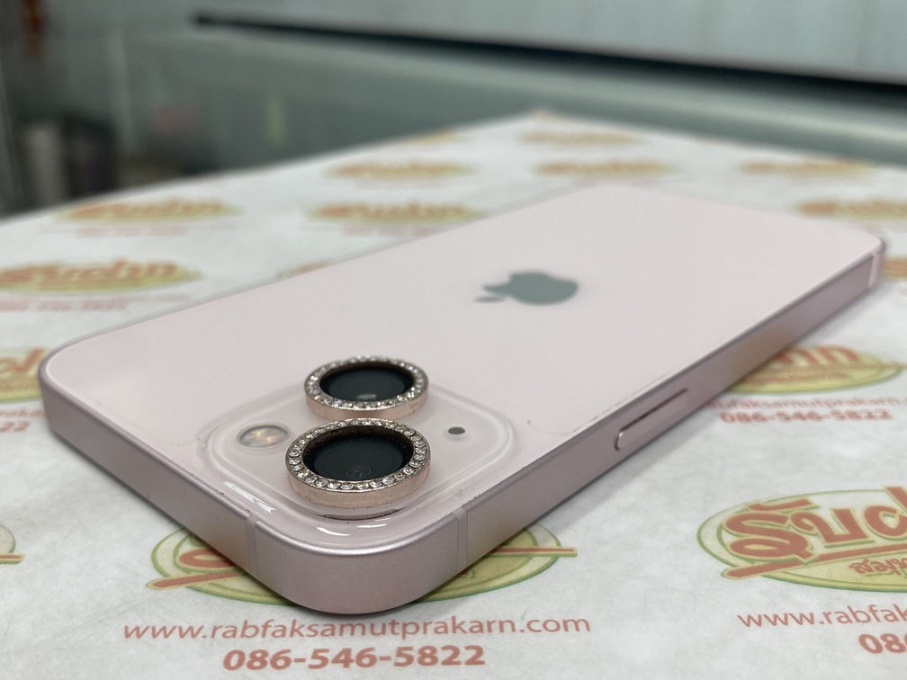 ขายถูก iPhone 13 128GB สุขภาพแบต99% สภาพสวย95% สีชมพู ศูนย์ไทย อุปกรณ์ไม่มีนะครับ  ติดฟิล์มหน้า+หลัง+เลนส์กล้องหลังให้แล้วครับ ประกันหมด 1 พฤษภาคม 2566