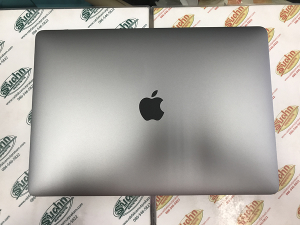 MacBook Pro (13-inch 2019 Two Thunderbolt 3 ports) สภาพ99% CycleCount 8 หมด25/04/2563