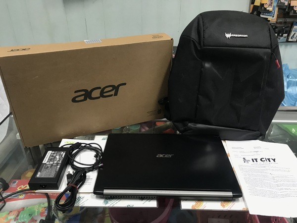 Acer Gaming A715-72G i5-8300H/GTX 1050/RAM8GB/HDD1TB ครบกล่อง+ใบเสร็จ ประกัน31/08/64 